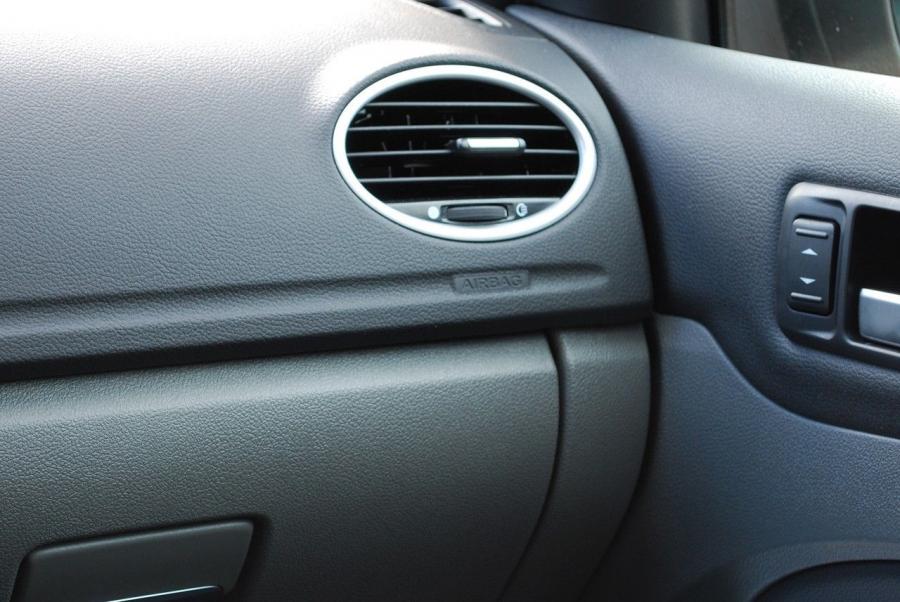  Ford Focus ST 2008 года  (фото 27 из 48)